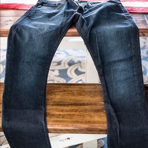 GAP Slim Fit Jeans 33x32. Never worn.